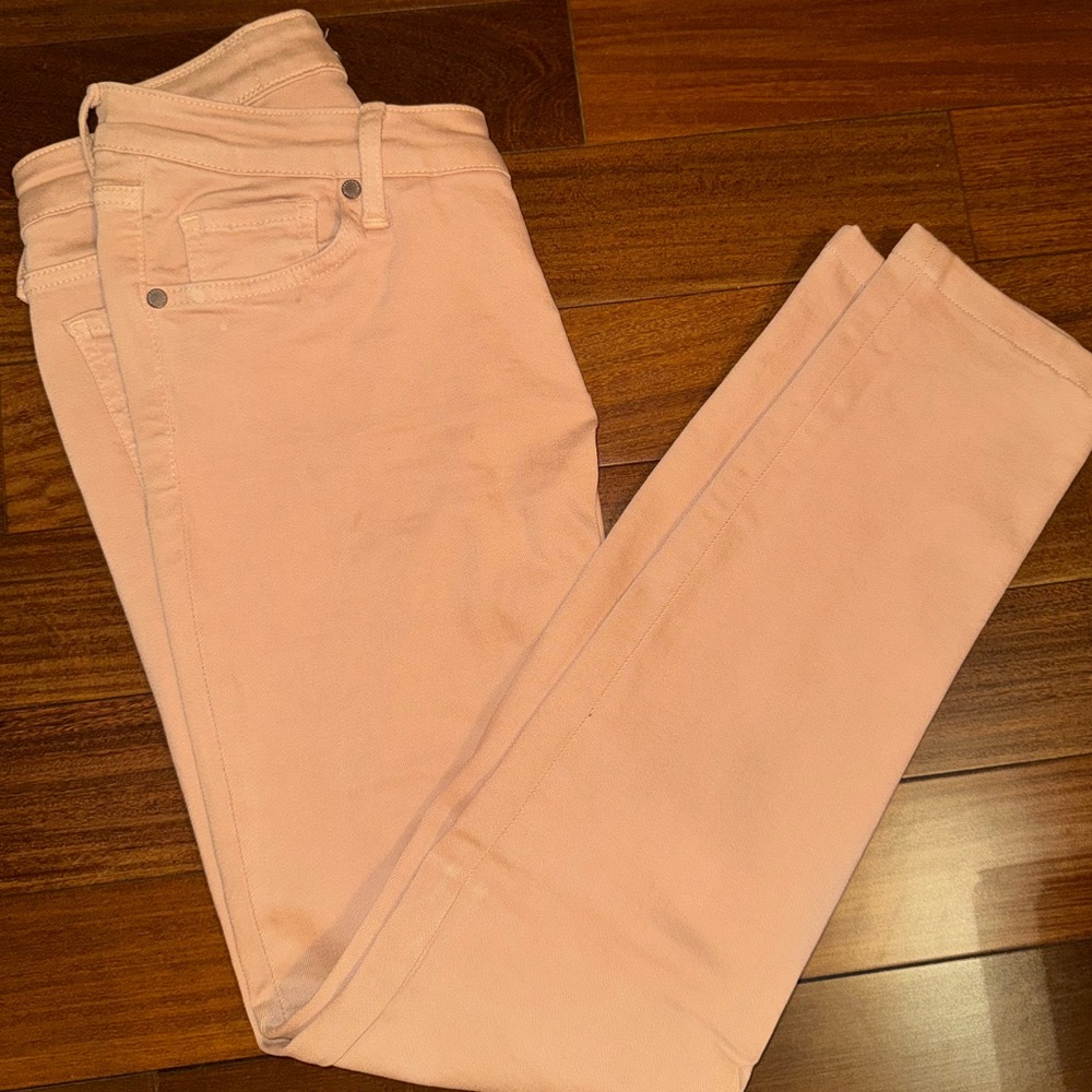 BLUSH SKINNY JEANS